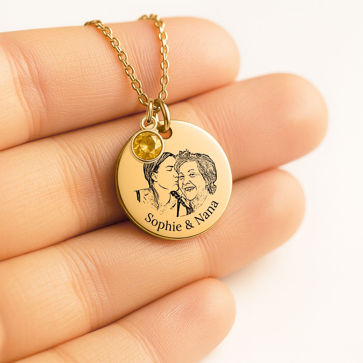 Collier Médaille Gravée & Pierre de Naissance