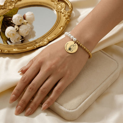 Bracelet Perles de Nacre & Médaille Gravée